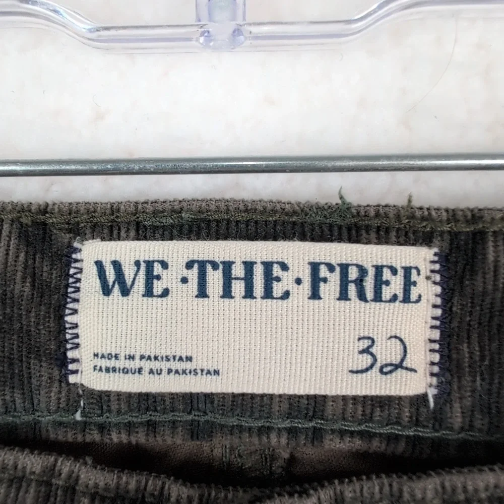 NWT Free People We The Free Flora Bootcut Corduroy Pants Womens 32 Vintage Green